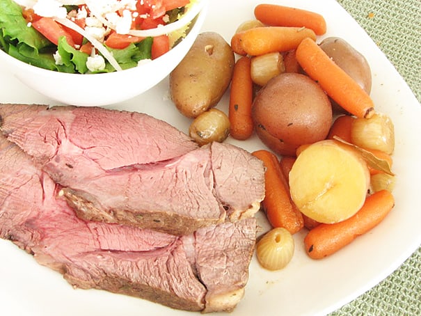 Yummy Roast | www.tasteandtellblog.com