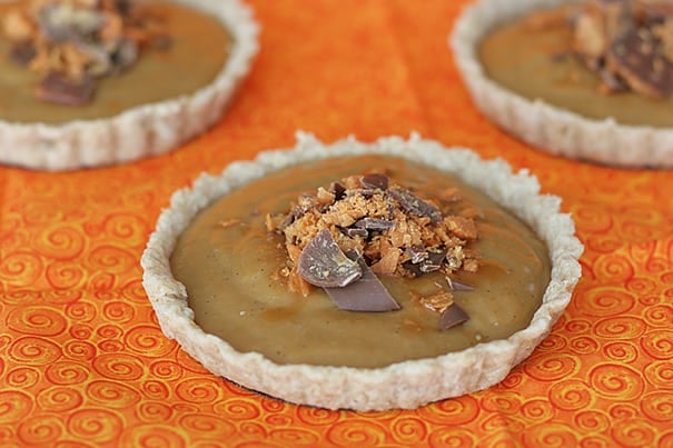 Butterscotch Pudding Tarts | www.tasteandtellblog.com