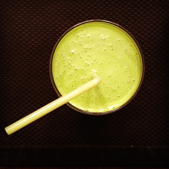 Chocolate-and-Carrots-green-monster