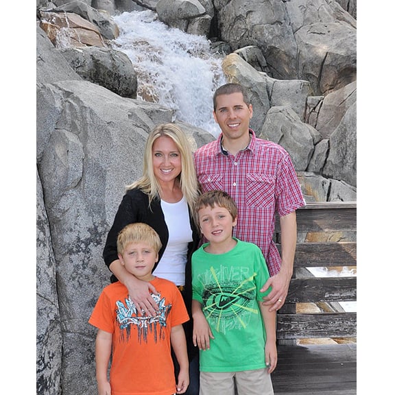 Picky-Palate-Flake-family-Disneyland