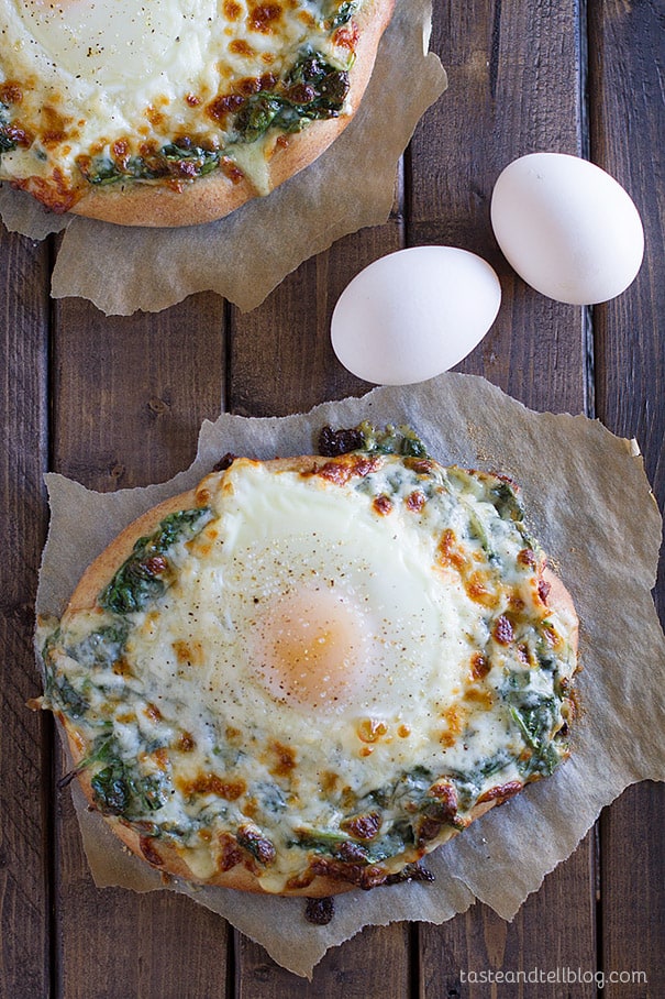 Perfect for breakfast lunch or dinner -  Creamed Spinach and Egg Pizza