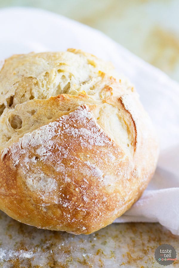 Featured image of post Difference Between Artisan Bread Flour And Bread Flour / Flour, water, yeast, salt, and most importantly time.