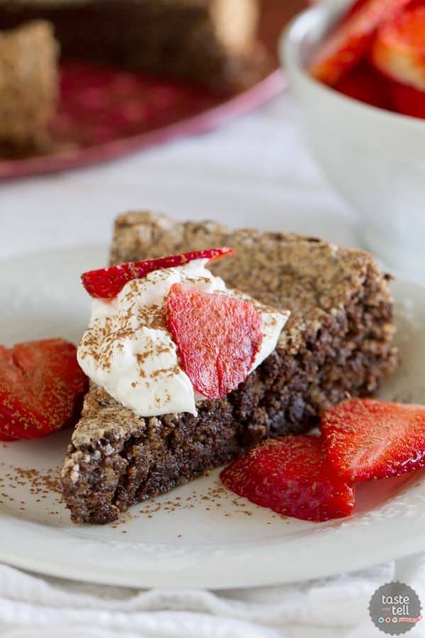 Italian Chocolate-Almond Flourless Cake on www.tasteandtellblog.com