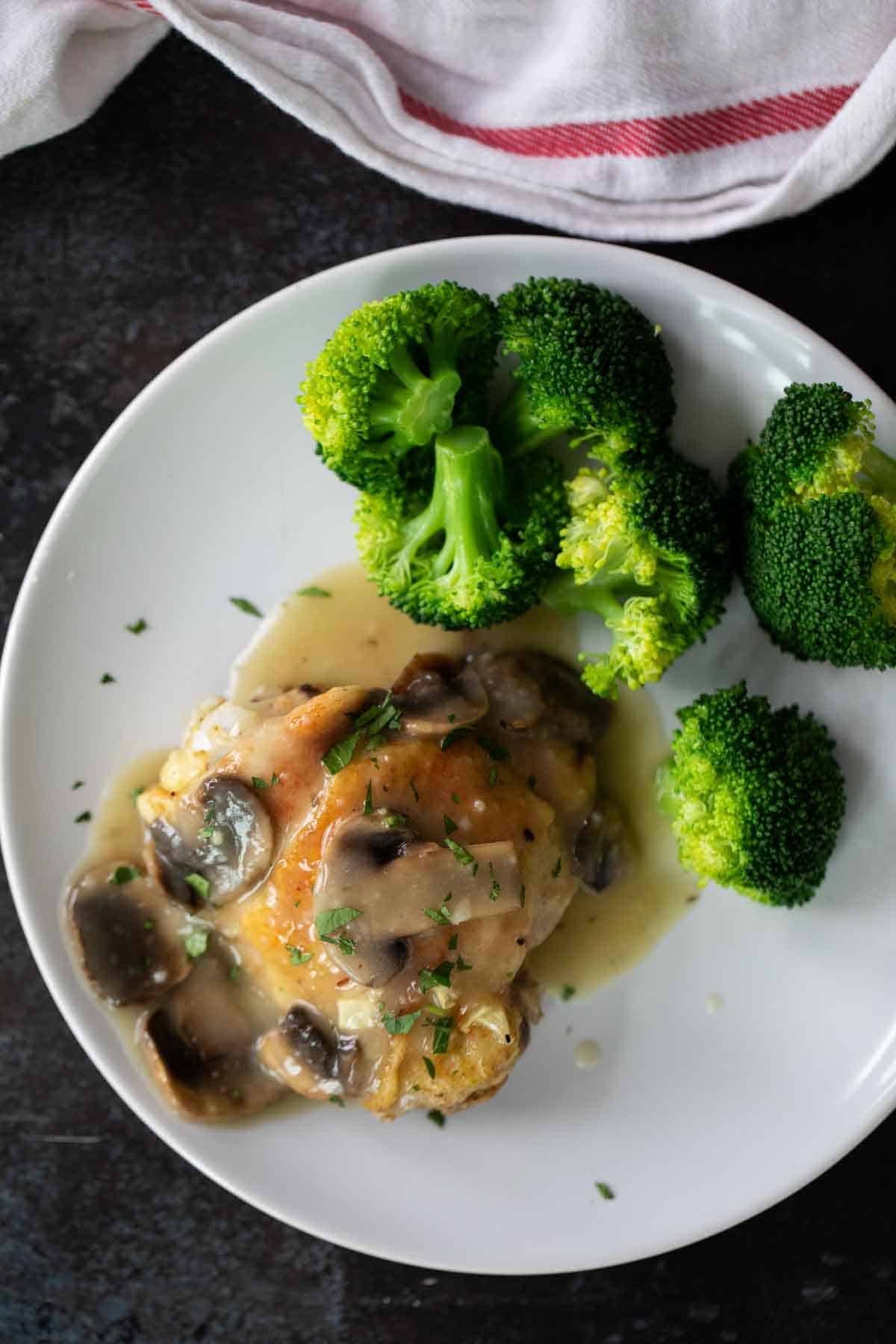 Chicken Supreme served with broccoli.