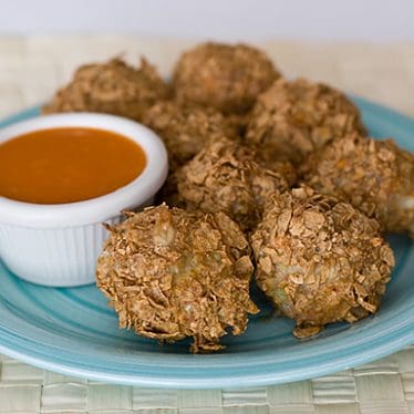Oven Baked Buffalo Blue Cheese Chicken Nuggets | www.tasteandtellblog.com