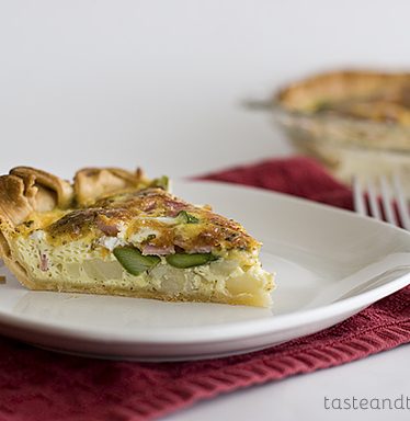 Canadian Bacon and Potato Quiche | www.tasteandtellblog.com