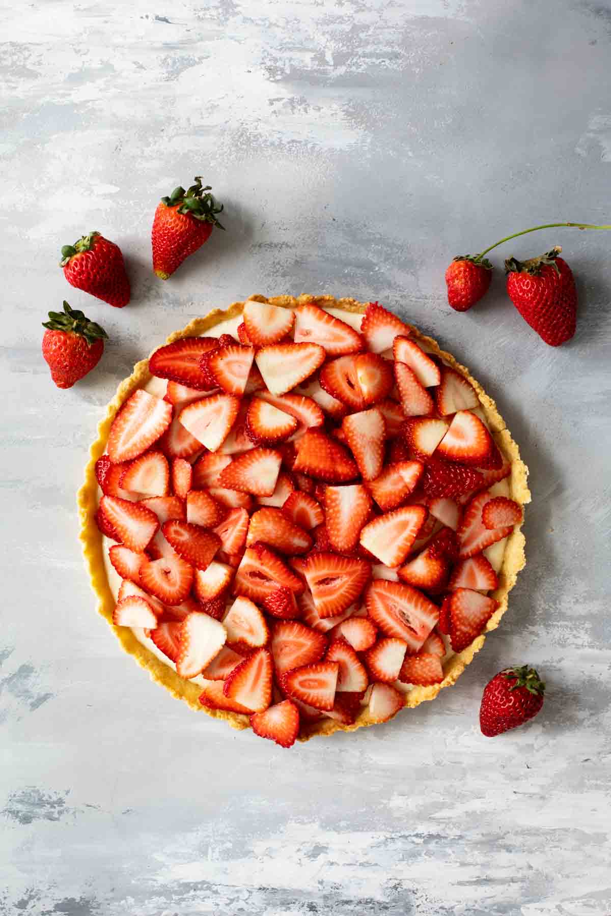 Strawberry tart with fresh strawberries