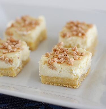 Creme Brulee Cheesecake Bars | www.tasteandtellblog.com