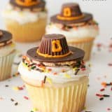 Thanksgiving Cupcakes Topped with Pilgrim Hats