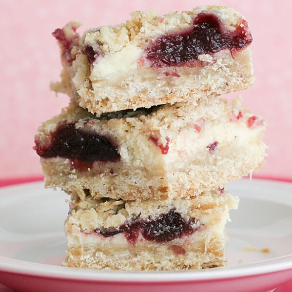 Oatmeal Cheesecake Cranberry Squares from www.tasteandtellblog.com