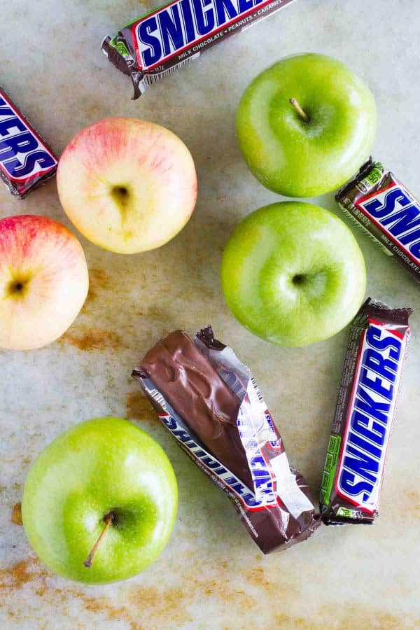 ingredients in Snickers Salad