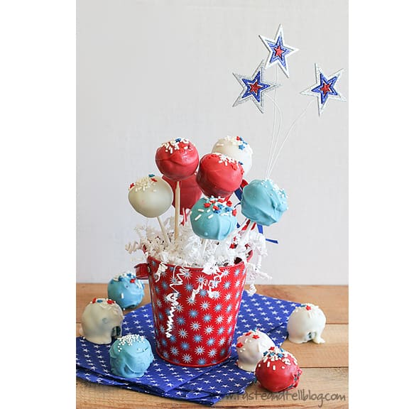 Red and Blue Velvet Cake Pops | www.tasteandtellblog.com