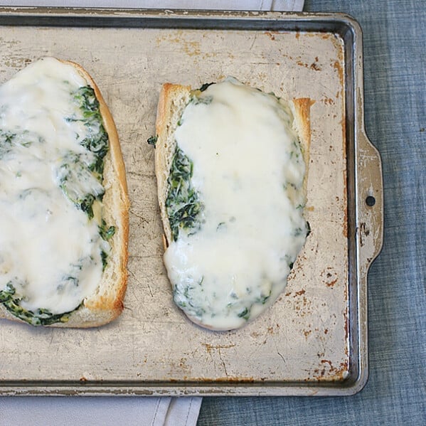 Spinach-Artichoke French Bread Pizza | Taste and Tell
