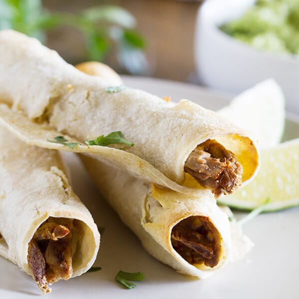 Wondering what to do with that leftover Sunday roast? Turn it into this Chipotle Beef Baked Taquito recipe and those leftovers will disappear!
