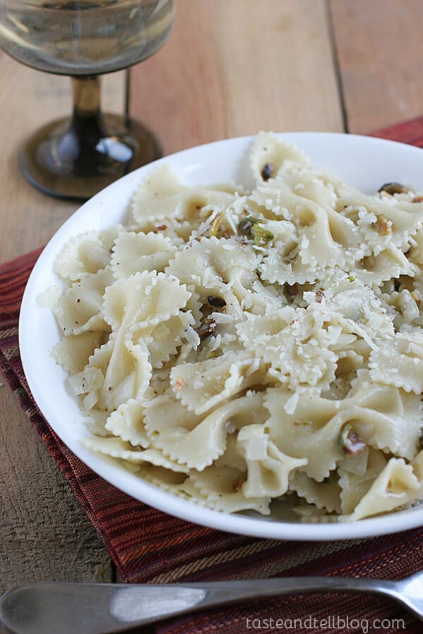 Farfalle with Pistachio Nuts