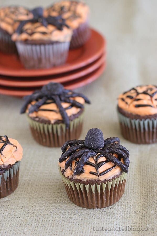 Spiderweb Cupcakes | Taste and Tell
