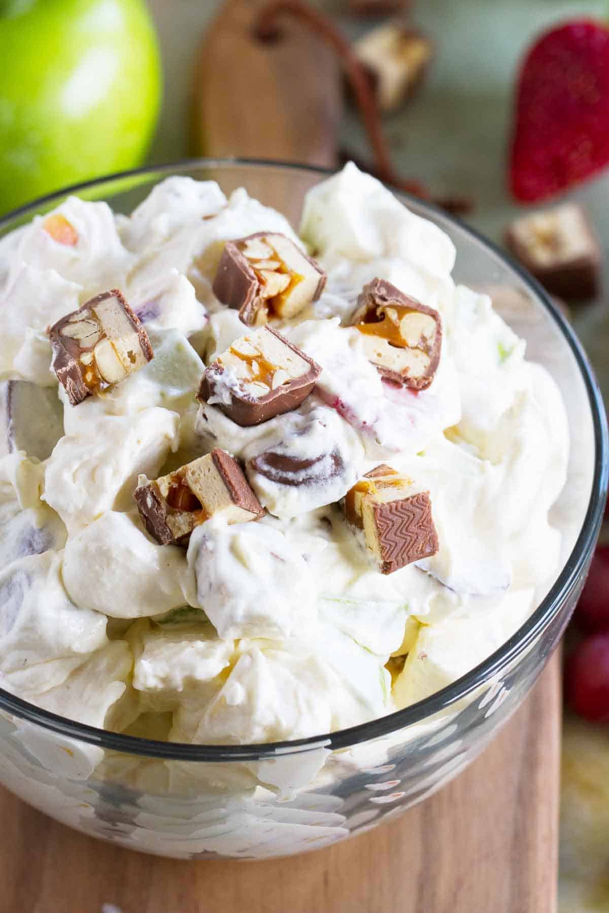 Recette de salade Snickers - Salade de pommes Snickers | Volta