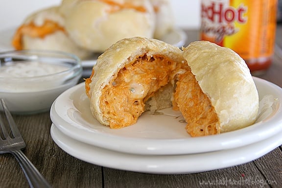 Buffalo Chicken Pizza Rolls | www.tasteandtellblog.com