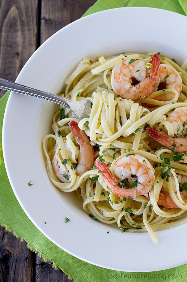 Lemon Pepper Shrimp Linguine | www.tasteandtellblog.com