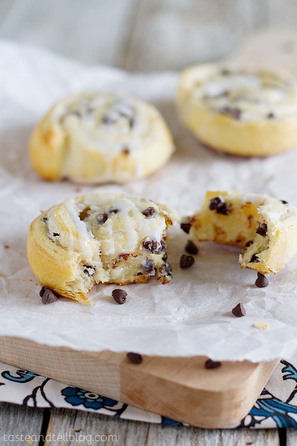 Chocolate Chip Crescent Cookies from www.tasteandtellblog.com