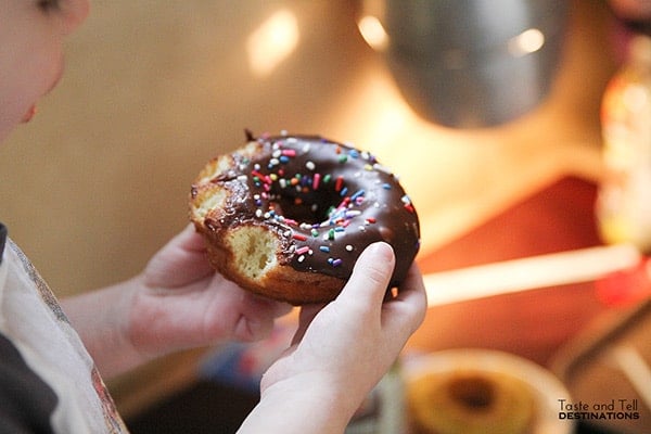 Where to eat in Seattle Washington - Top Pot Doughnuts for the best doughnuts!