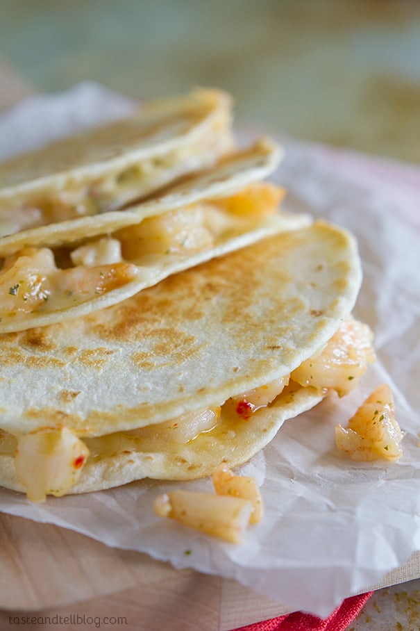 Shrimp Scampi Quesadilla for Families and Kids l Homemade Recipes http://homemaderecipes.com/healthy/24-homemade-shrimp-scampi-recipes