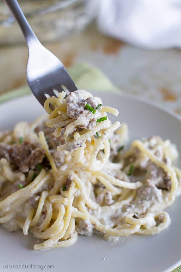 This Beef and Blue Cheese Baked Spaghetti is a beef-filled spaghetti with a creamy blue cheese sauce. Comfort food at its finest!