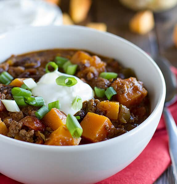 Butternut Squash Chili with Beef - Butternut squash, black beans, and ground beef star in this flavor packed Butternut Squash Chili with Beef.