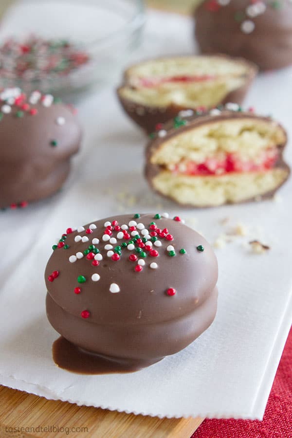 Chocolate Cherry Sandwich Cookies - fun no bake cookies with vanilla wafers, cream cheese and cherries.