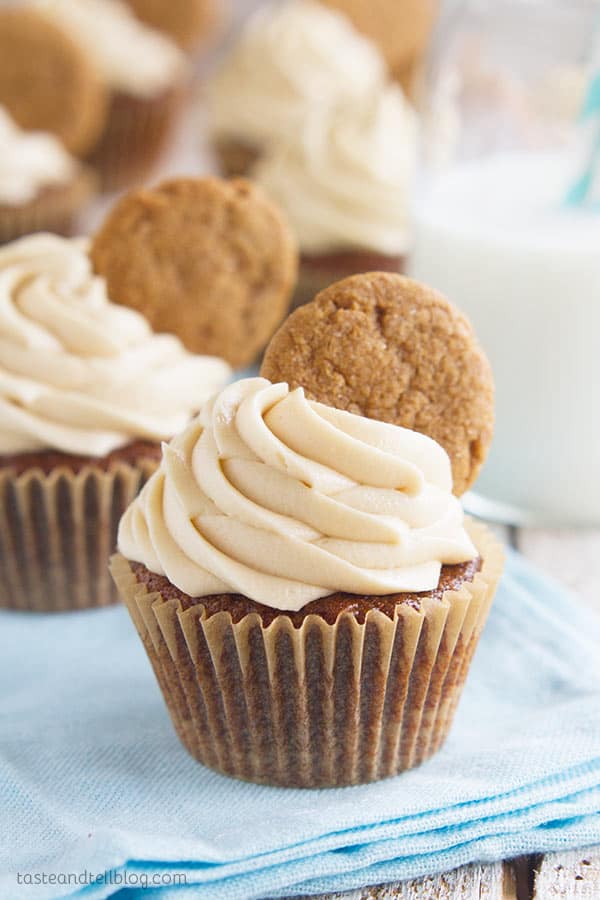 Tis the season! These Gingerbread Cookie Cupcakes have a gingerbread cookie bottom topped with a gingerbread cupcake. Then they are topped off with a brown sugar cream cheese frosting and another gingerbread cookie for triple gingerbread love!