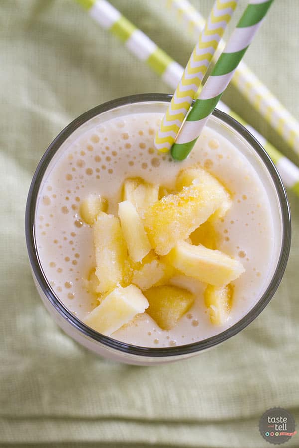 Pineapple Banana Smoothie Taste and Tell