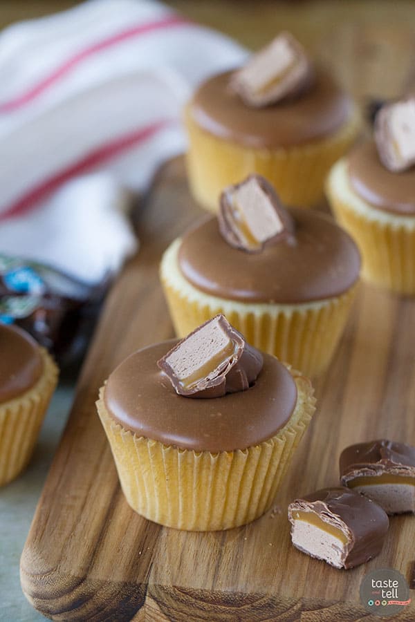 A frosting made from candy bars! These simple yellow cupcakes are topped with a sweet and smooth Milky Way Bar frosting. Candy bar lovers will love these Milky Way Bar Cupcakes!