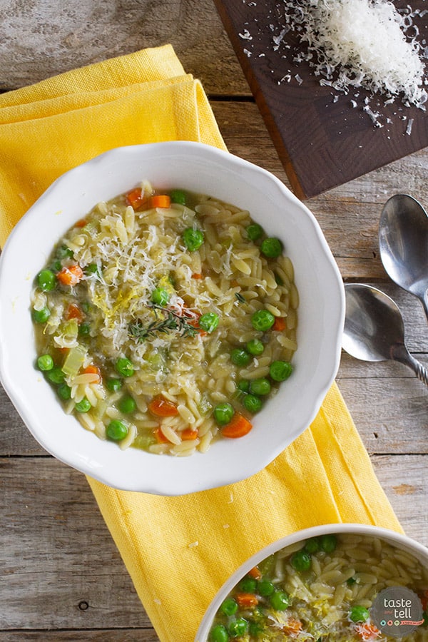 Sometimes all you need is a nice bowl of soup to warm you from the inside out. This Easy Vegetable Soup with Pasta is perfect for an easy lunch or a sick day.