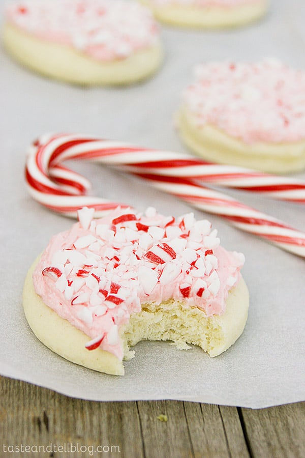 Sugar cookies with a peppermint twist – these Peppermint Butter Cookies are perfect for the holidays.