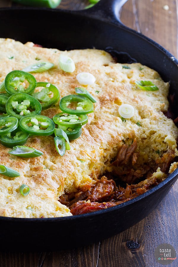 A delicious comfort meal doesn’t have to be difficult! This Cornbread Topped BBQ Pork has pork that has been slowly cooked in an easy bbq sauce and then tops it with a spicy cornbread.