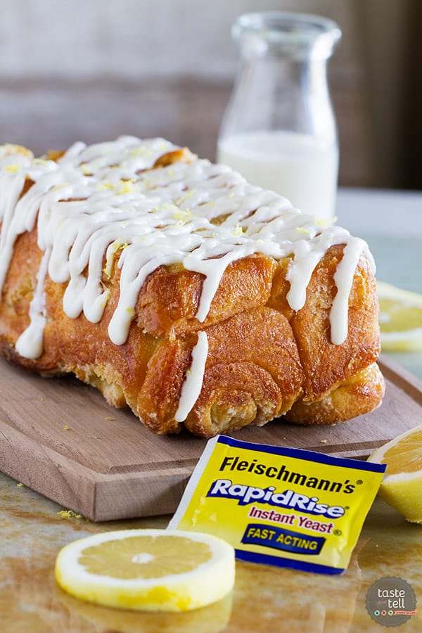 Sweet and lemony, this Lemon Roll Pull-Apart Bread is a great mash up of lemon rolls and pull apart bread. You won’t be able to stop at just one piece!