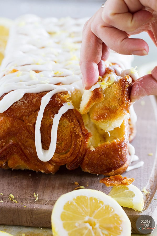 Sweet and lemony, this Lemon Roll Pull-Apart Bread is a great mash up of lemon rolls and pull apart bread. You won’t be able to stop at just one piece!