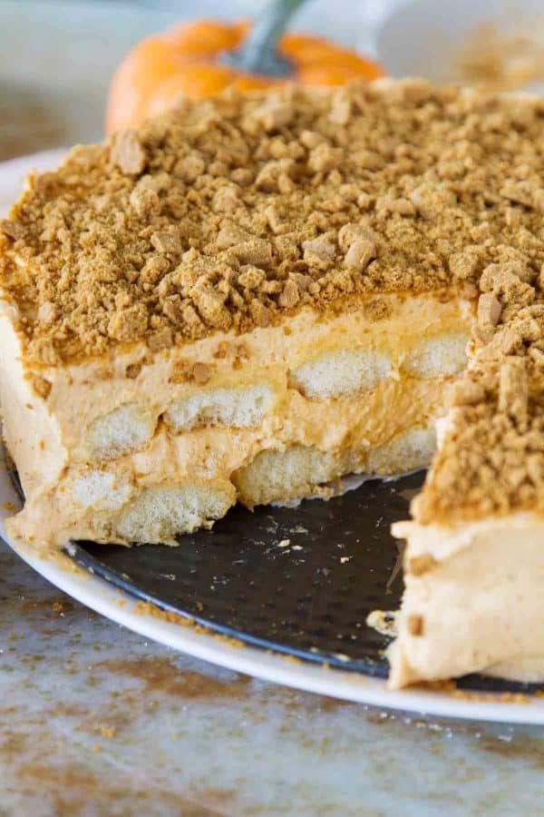 So easy and family friendly, this Pumpkin Tiramisu is a fun way to change up your holiday baking. With pumpkin, apple and gingersnap flavors, you can’t go wrong!