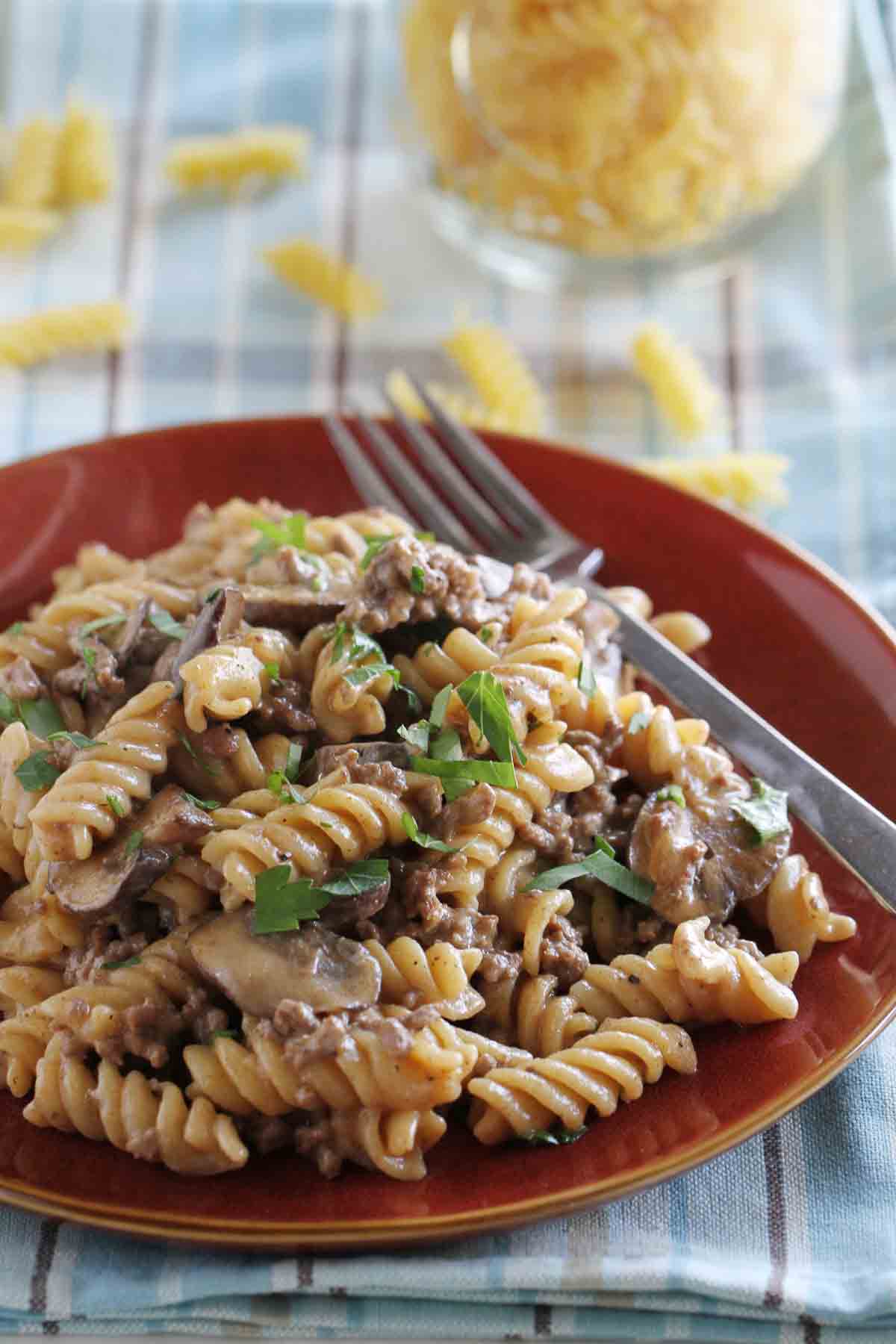 Easy One Pot Ground Beef Stroganoff Taste And Tell