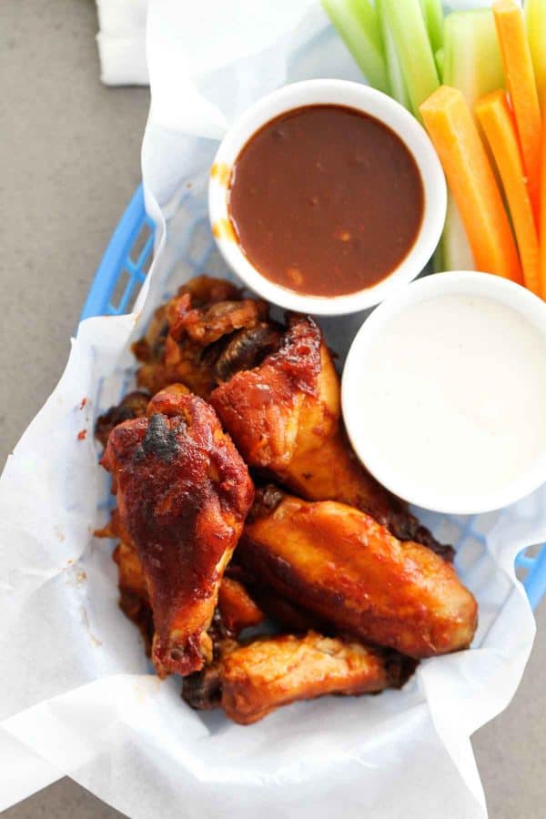 Crockpot Chicken Wings with barbecue sauce