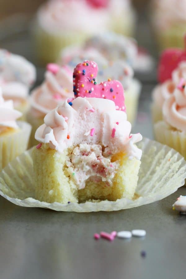 Perfect celebration cupcakes - Circus Animal Cookie Cupcakes