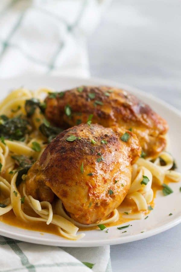 How to make Garlic Paprika Instant Pot Chicken Thighs