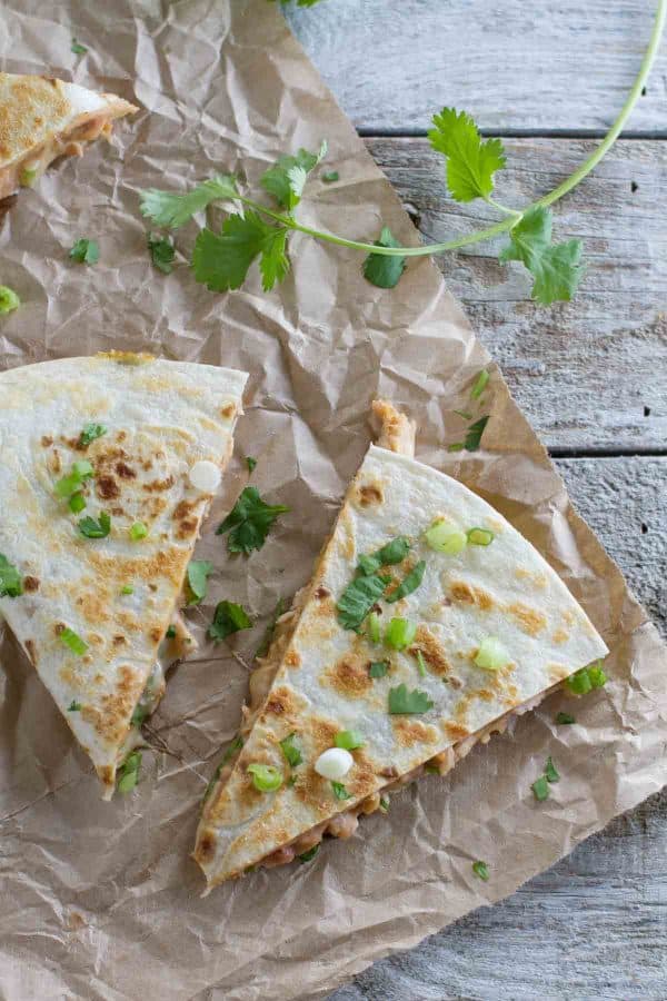 how to make chicken quesadillas