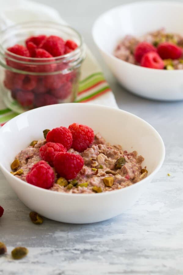 How to make Raspberry Overnight Oats Recipe