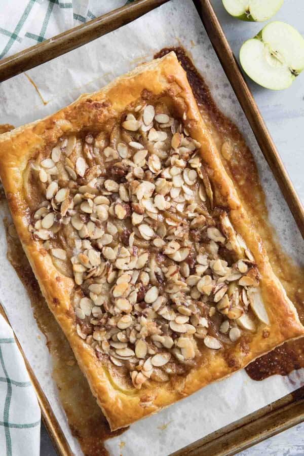 How to make an easy Apple Tart with Almond Topping