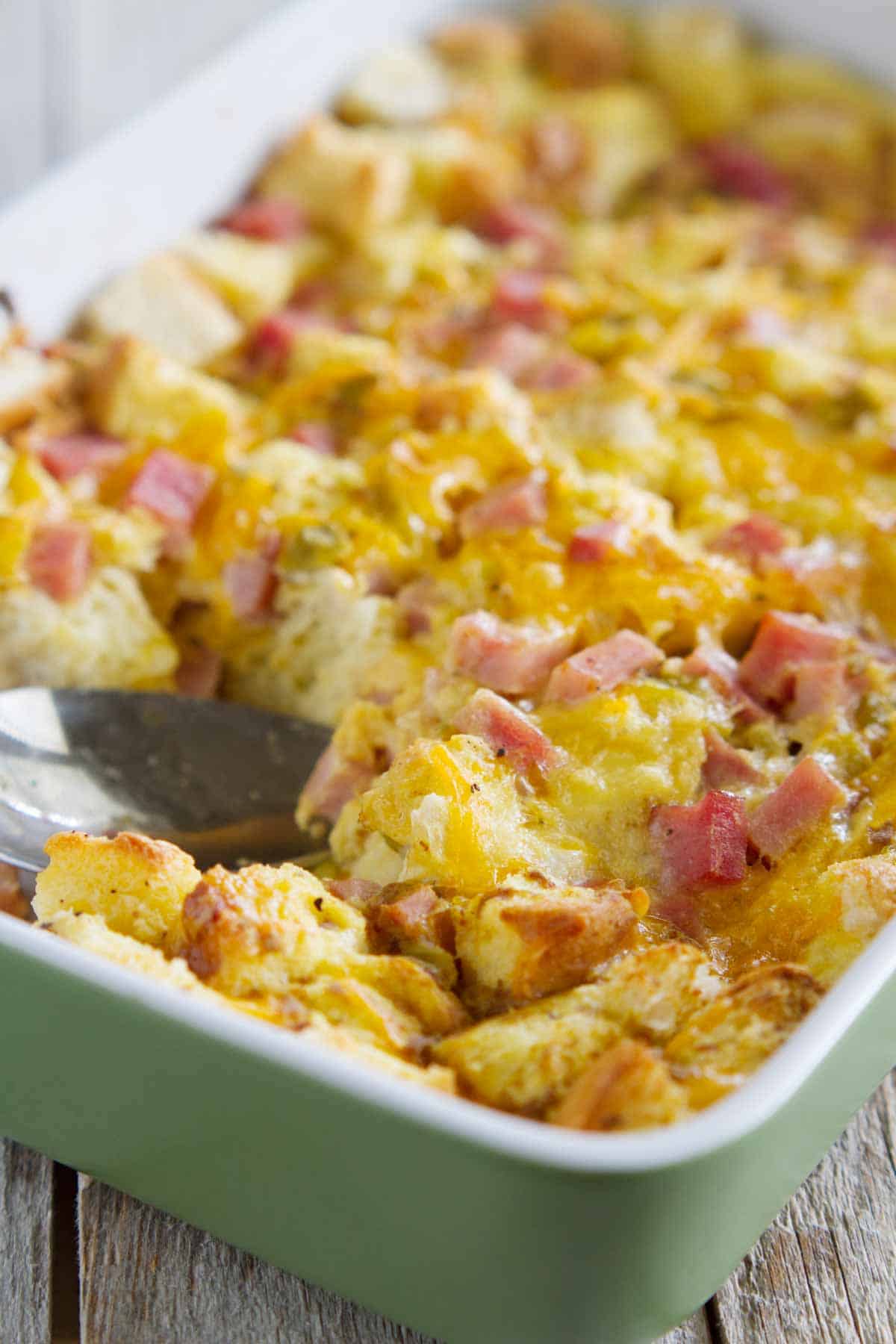 Ham and Cheese Easy Breakfast Casserole Recipe - Taste and Tell