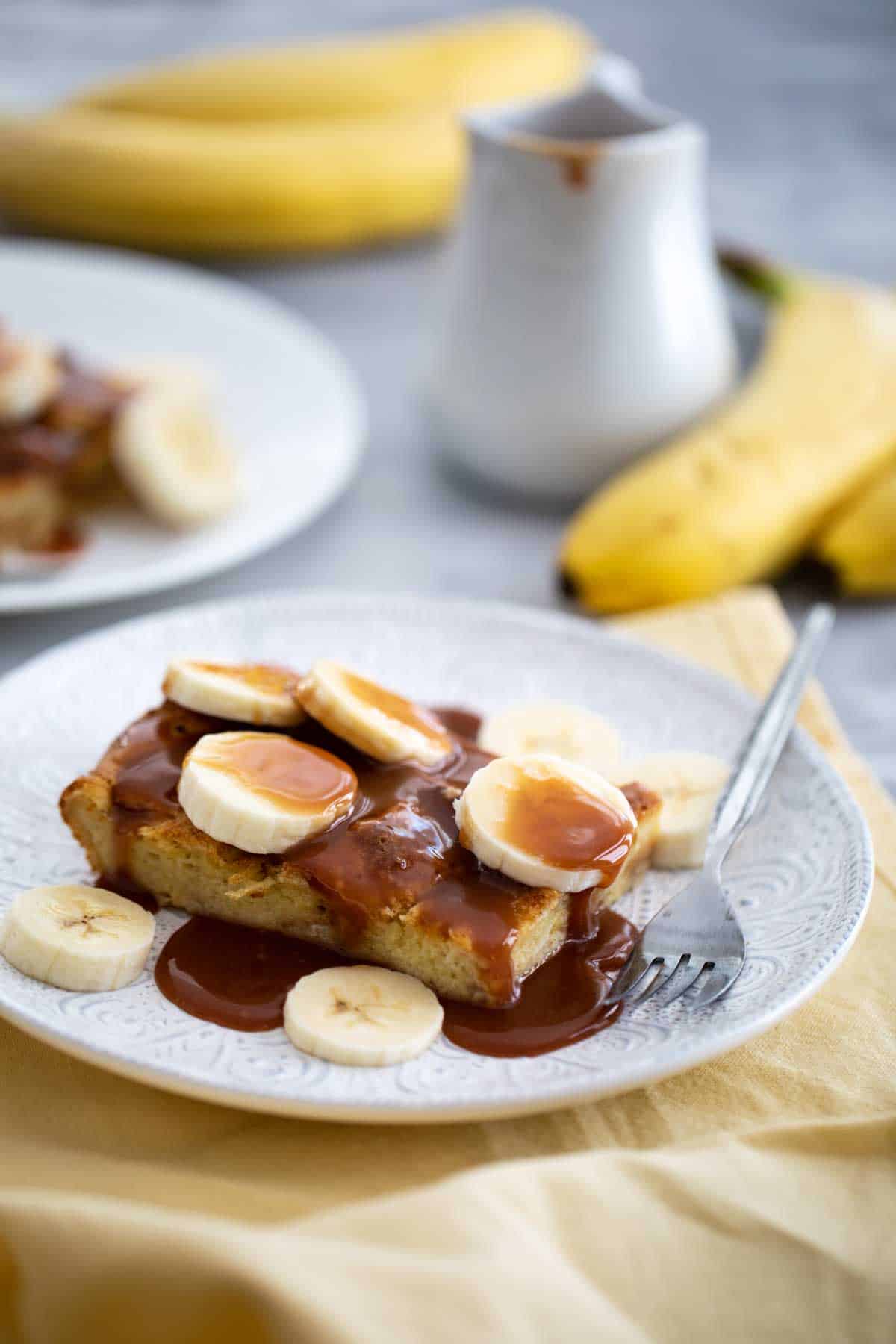 Flos V8 Brioche French Toast with Salted Caramel and Bananas copycat.
