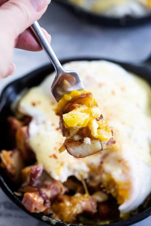 Breakfast recipe - Meat and Potatoes Breakfast Skillet