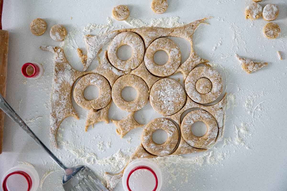 How to Make Apple Cider Donuts From Scratch
