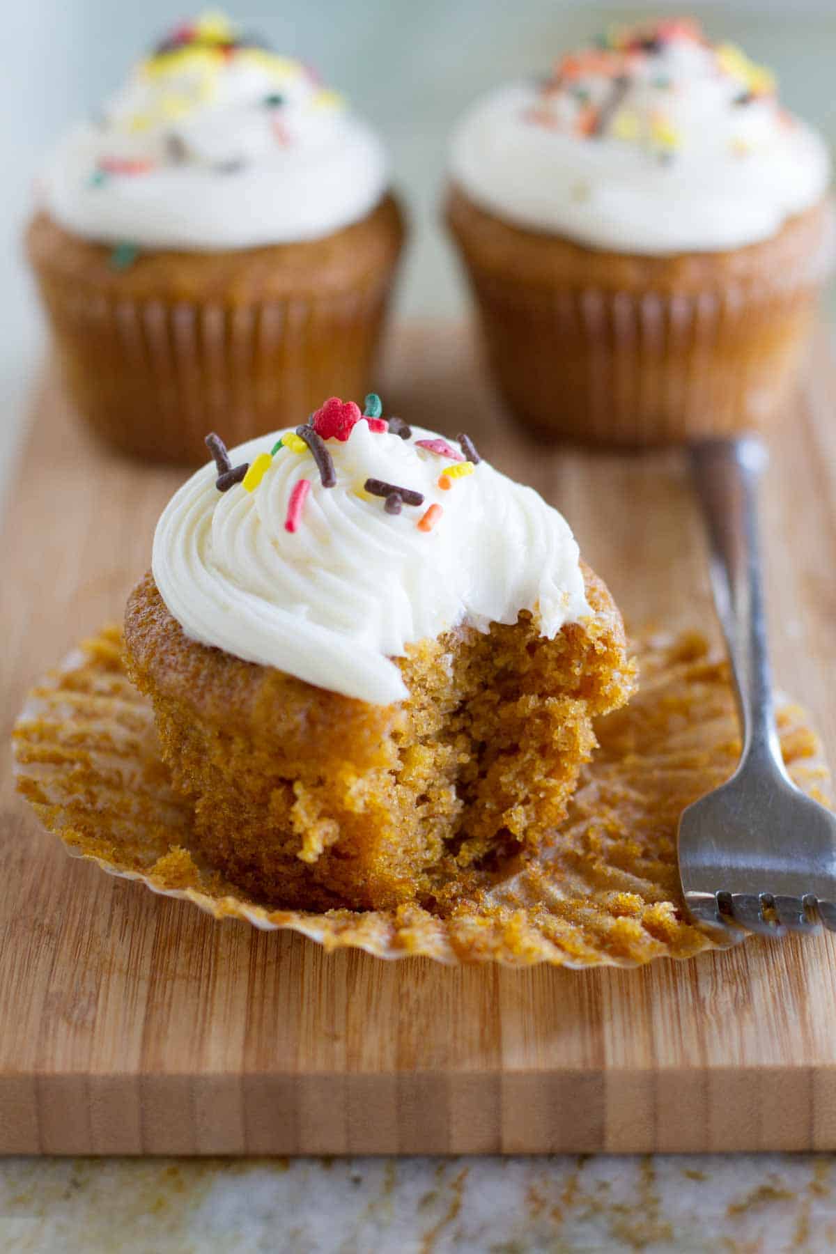 texture of pumpkin cupcakes